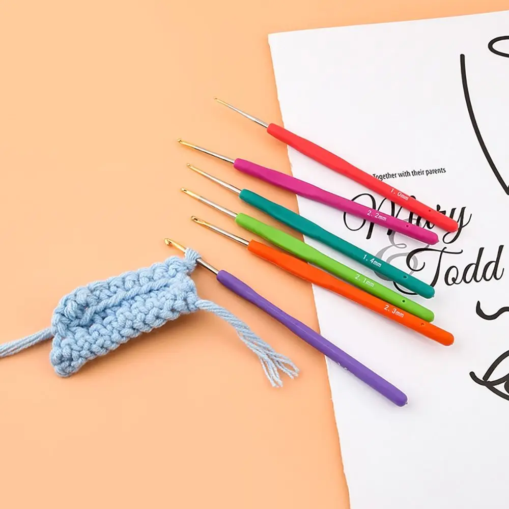 1Pc Rubber Handle Crochet Hooks Needles Extra Fine Sweater Needle Lace Craft Sewing Tools Crochet Knitting Needles New