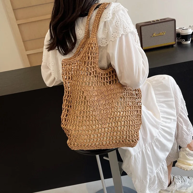 Fashion Women Rattan Tote Bag Luxurious Designer Shoulder Handbag Large Capacity Wicker Women Shopping Handbag Trend Straw Bag 3