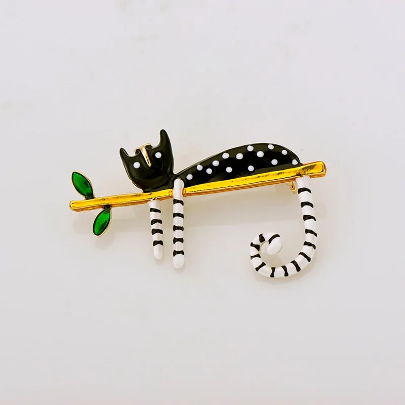Women Cat Brooch Pin Jewelry Fashion