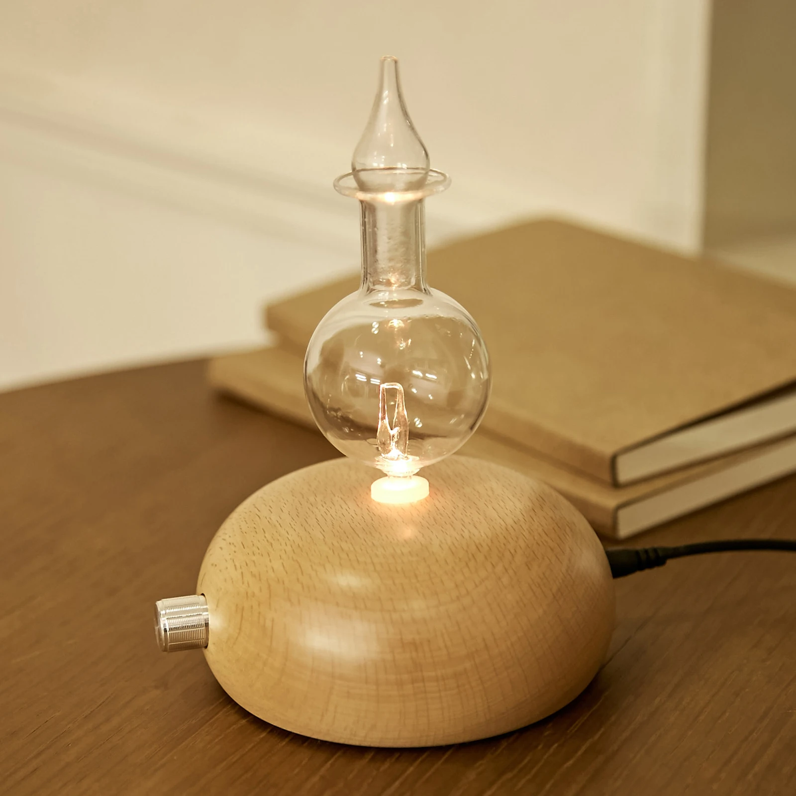 Waterless Nebulizing Essential Oil Diffuser With Wood Grain Finish_voghion.com