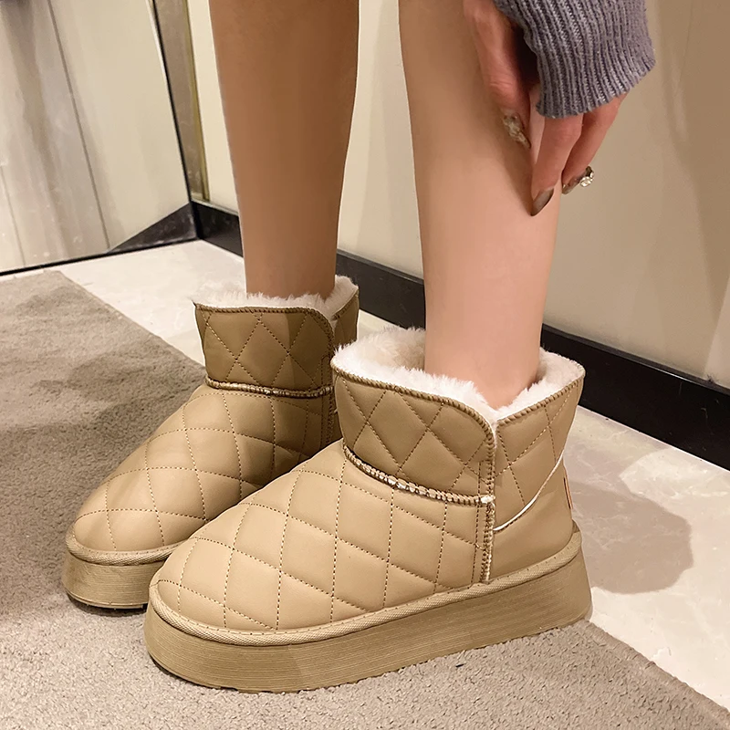 

Winter Women Short Plush Warm Snow Boots Casual Shoes 2024 New Suede Fur Chelsea Ankle Boots Flats Platform Ladies Shoes Botas