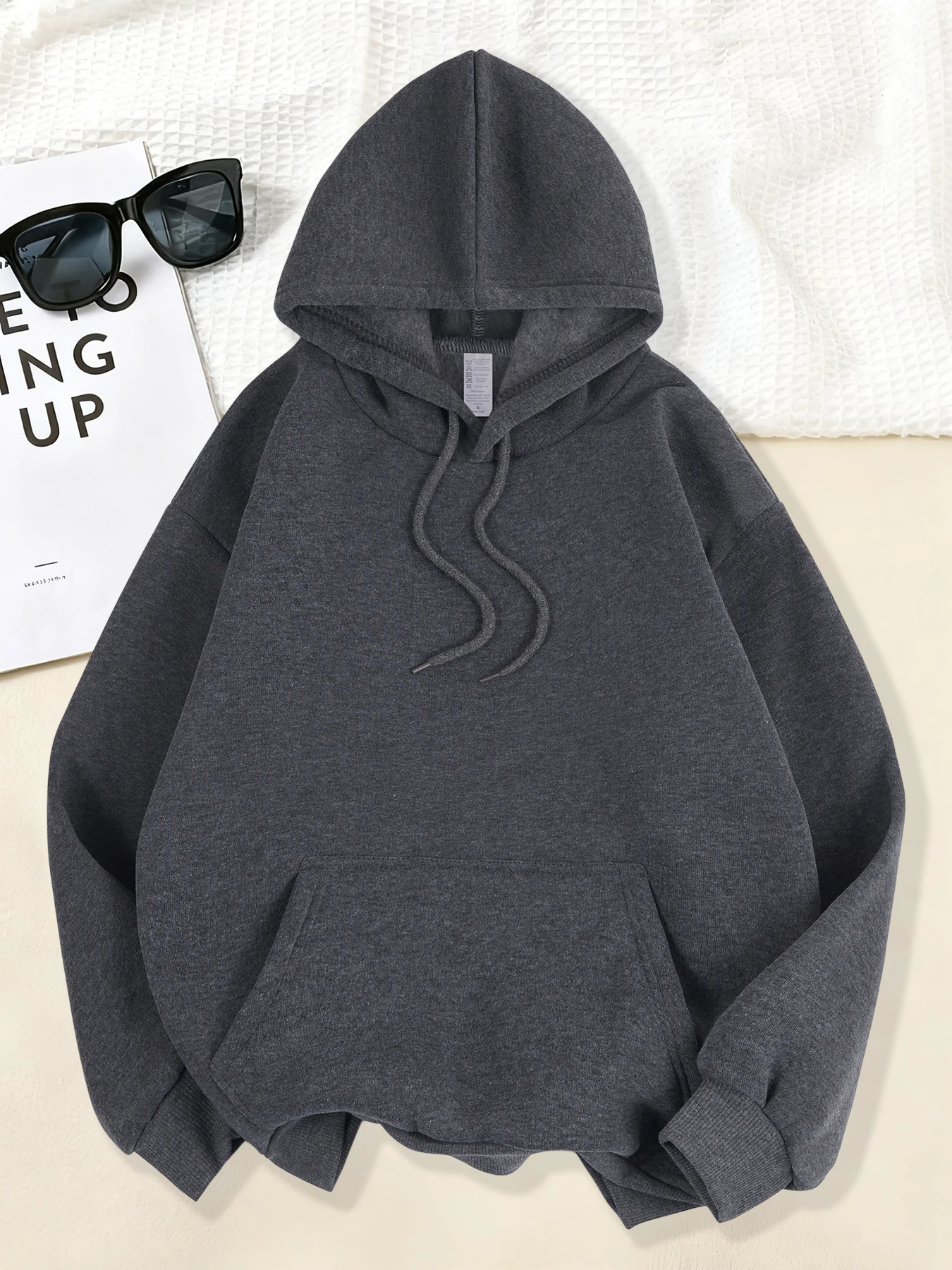 بلوفرات الخريف والشتاء المرأة البلوز مريح الصلبة هوديي الصوف ملابس عصرية الشارع لينة ملابس رياضية ملابس علوية دافئة غير رسمية