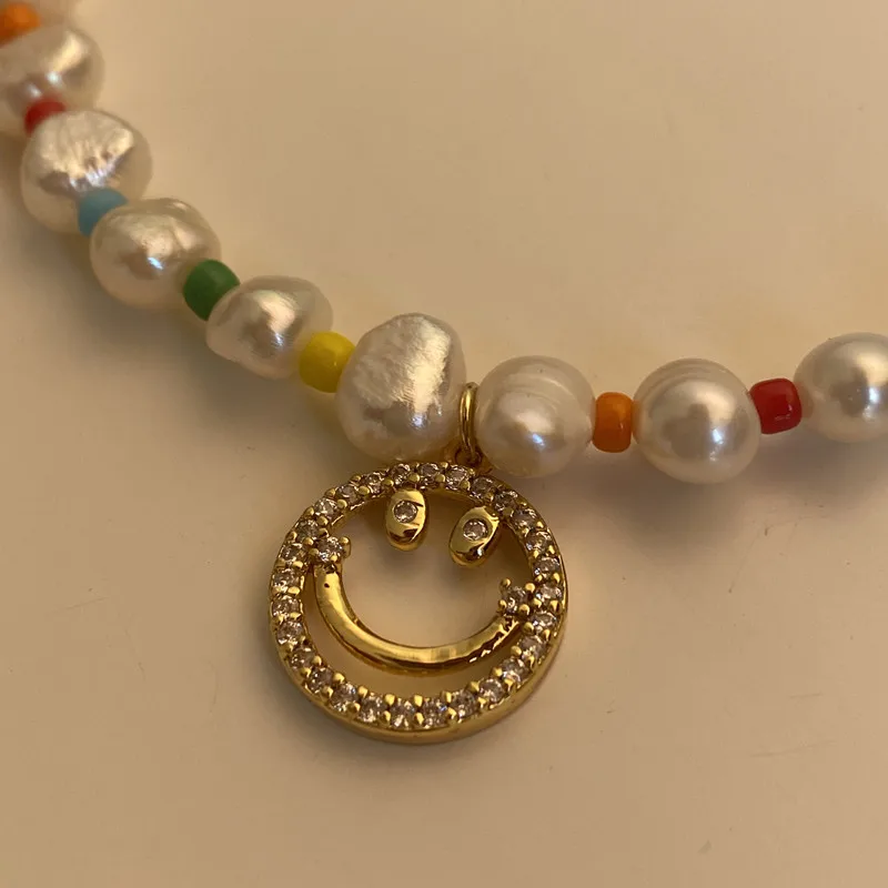 

LONDANY necklace Rainbow Beaded Natural Freshwater Pearl Smiling Necklace Necklace Sweet little fresh ins chain clavicle chain
