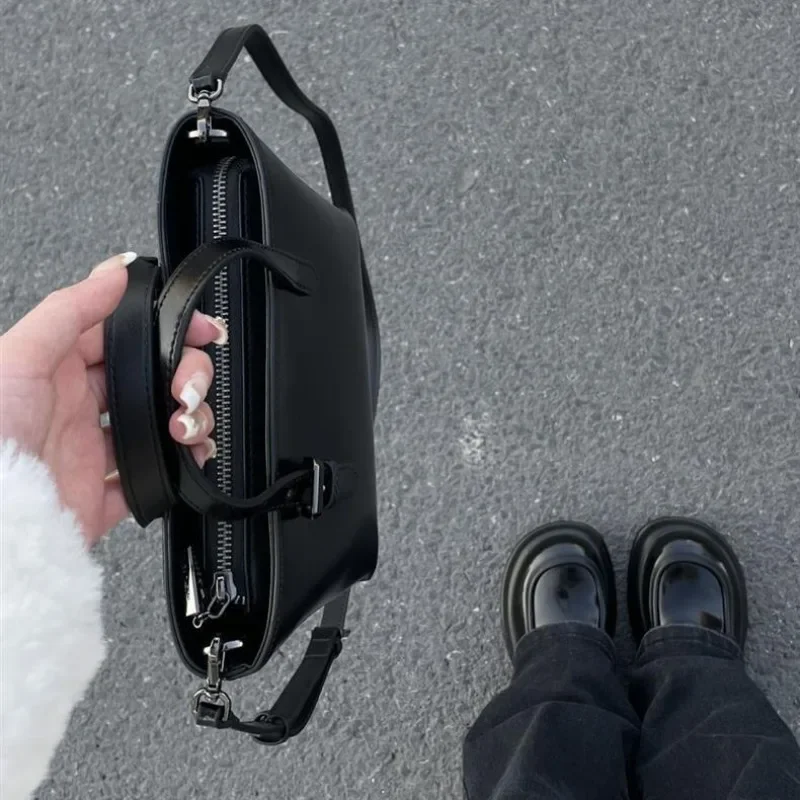 Tote Handbag for Women 2024 New Versatile Korean Niche Bags Retro Small Commuting Hand-held Crossbody Bag - Image 2
