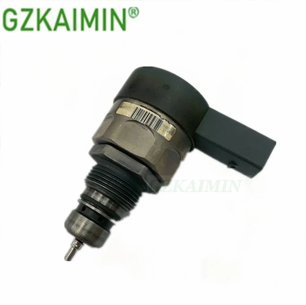 

Автозапчасти, регулятор давления топлива для BMW 5 G30 G31 2018 OEM 0281006394 at18570