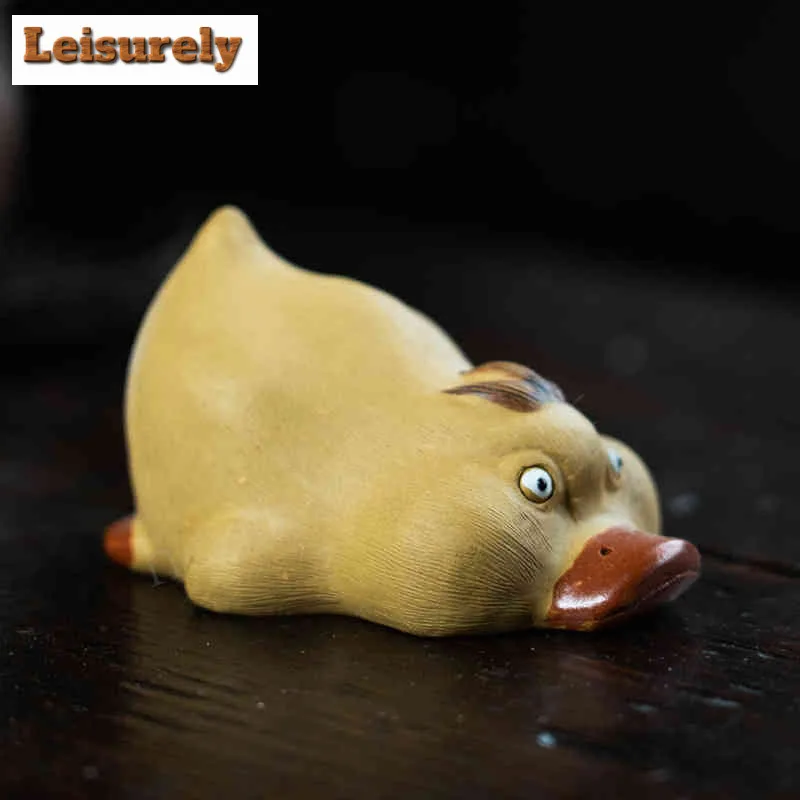 Yixing Zisha Cute Little Yellow Duck Tea Pet Elegant Fish Tank Landscaping Tea Figurine Play Toys Tea Statue Ornaments Craft