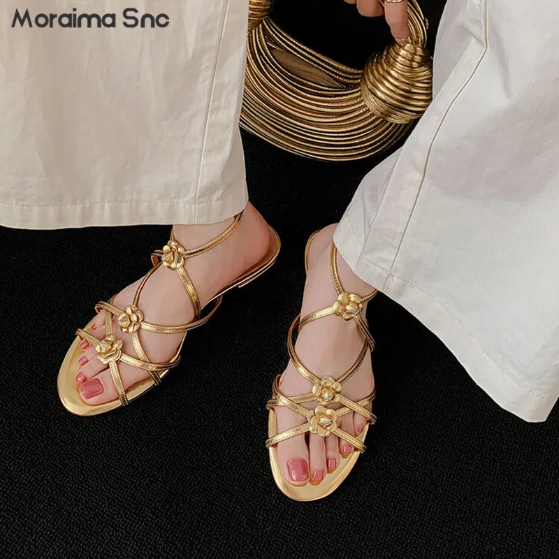 

Сандалии женские кожаные с круглым носком, босоножки с тонкими ремешками, с цветочным принтом, на низком каблуке, модная дышащая обувь с золотым открытым носком, лето