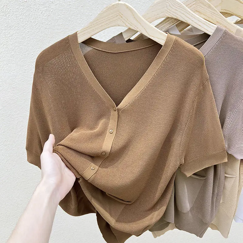 

2024 Women Summer New Buttons Short Sleeve Knitted Tops Female Loose Sweater T Shirts Ladies Solid Color Thin T-Shirt B360