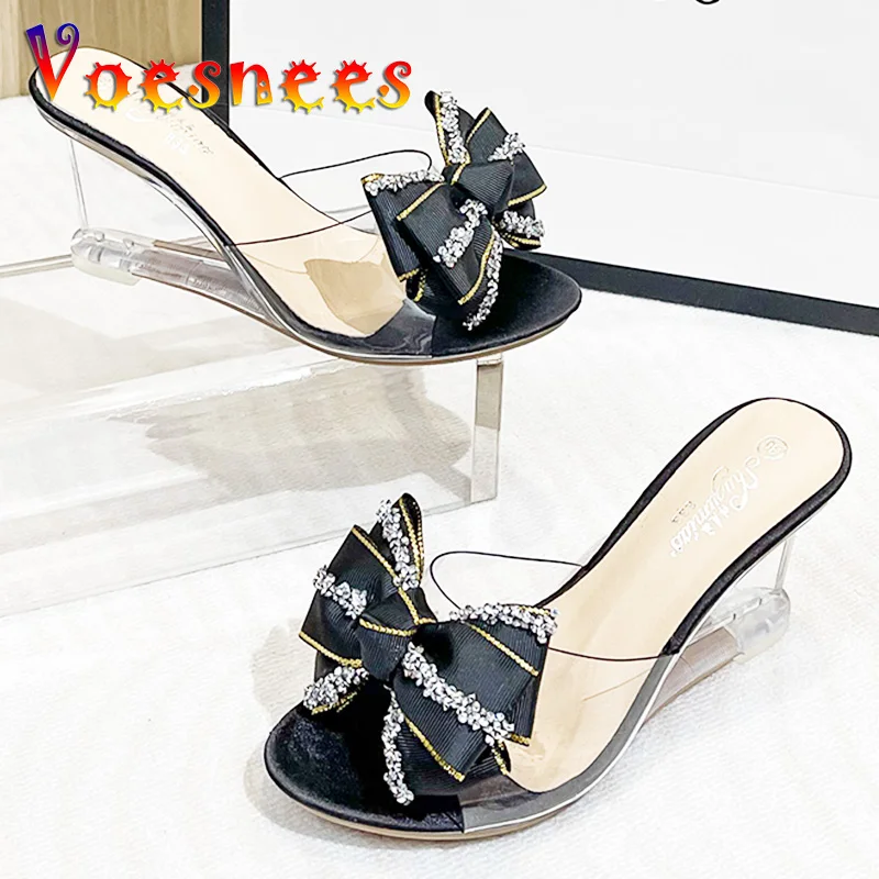 

Прозрачные шлепанцы на танкетке с кристаллами на высоком каблуке 6,5 см, женские сандалии с бантом-бабочкой, блестящие каблуки, новая пикантная Высококачественная обувь