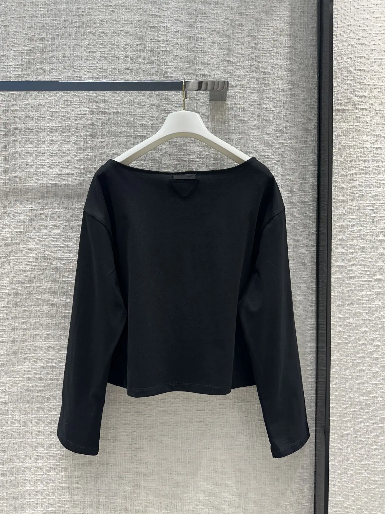 

24 Early Spring New Product Pure Cotton Round Neck Embossed Logo Printed Long sleeved T-shirt