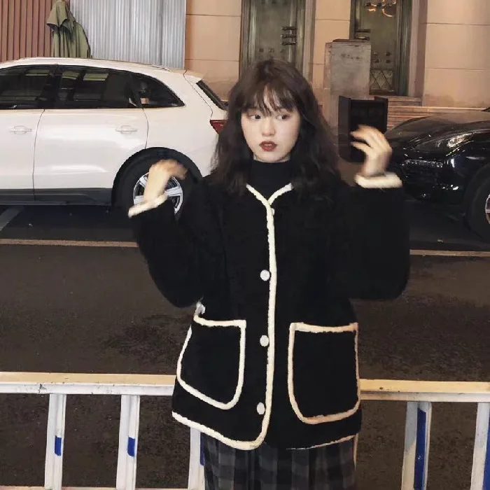 

Faux Lamb Wool Jacket Women Autumn Winter Plush Coat Ladies Korean Fashion Fluffy Jackets Female Vintage Casual Loose Outerwear