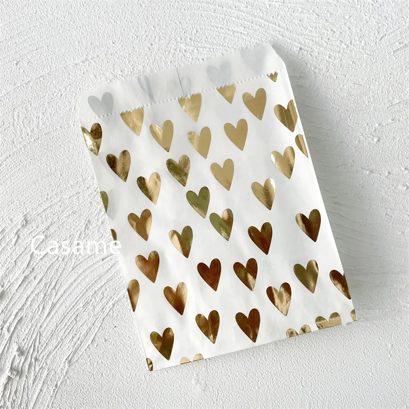 gold heart 13x18cm