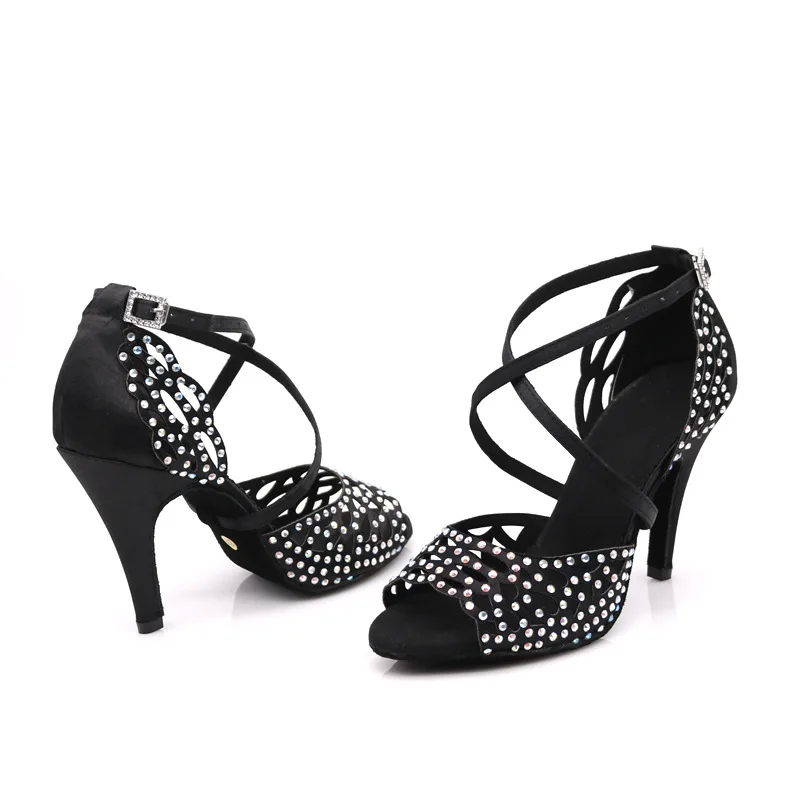 AliExpress sells hollow diamond-encrusted Latin dance shoes with soft soles for women, professional ballroom dance shoes