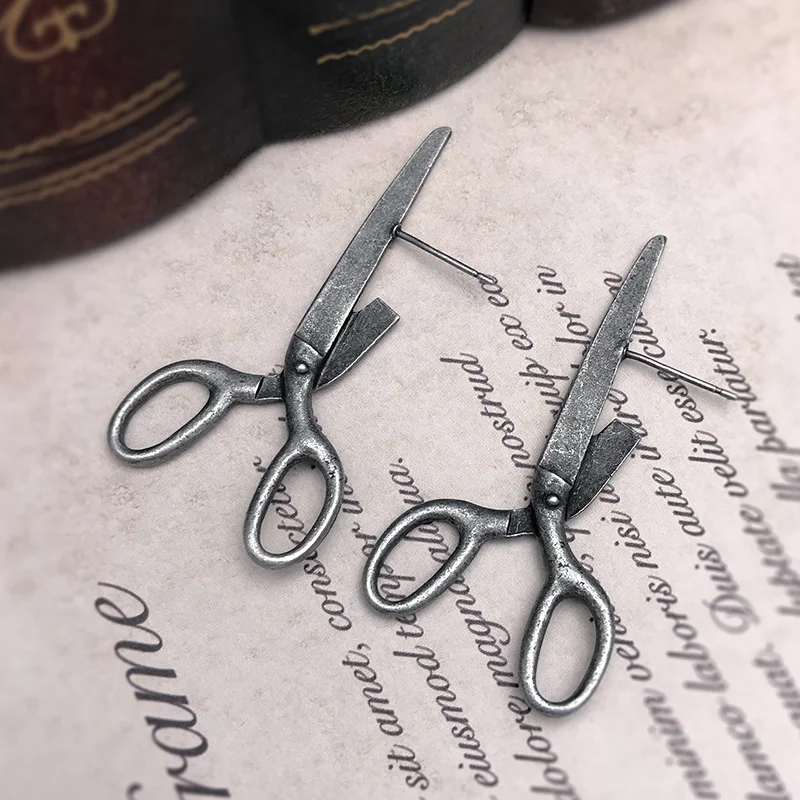 Stud Earrings Dark Gothic Vintage Imitation Scissors Exaggerate Stud Earrings For Men Women Goth Punk Silver Halloween Jewelry