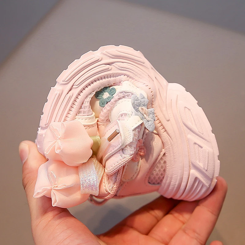 Girls Sneakers Toes Capped Soft Sole Kids Princess Casual Shoes with Sweet Flower 2025 Autumn New Children Sports Shoes Non-slip