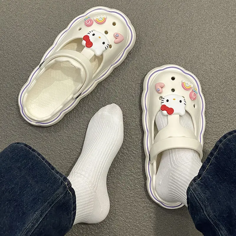 

Sanrio Kawaii летние новые туфли Hellokitty с дырками модные милые девушки Нескользящие Ins Stepping Sense тапочки можно носить на улице