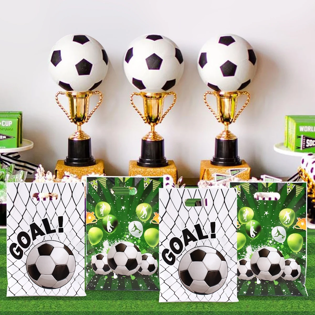 16 Pezzi di Sacchetti di Carta Regalo, Sacchetti Festa a Tema Calcio con Manici Sacchetti Regalo Calcio per Bambini Adulti Articoli per Feste Calcio (Verde