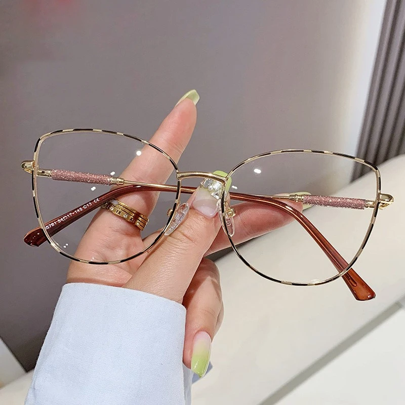 New Cat Eye Blue Filter Reading Glasses Women Elegant White Metal Eyeglasses Frame Computer Goggles Fashion Presbyopia Eyewear 3