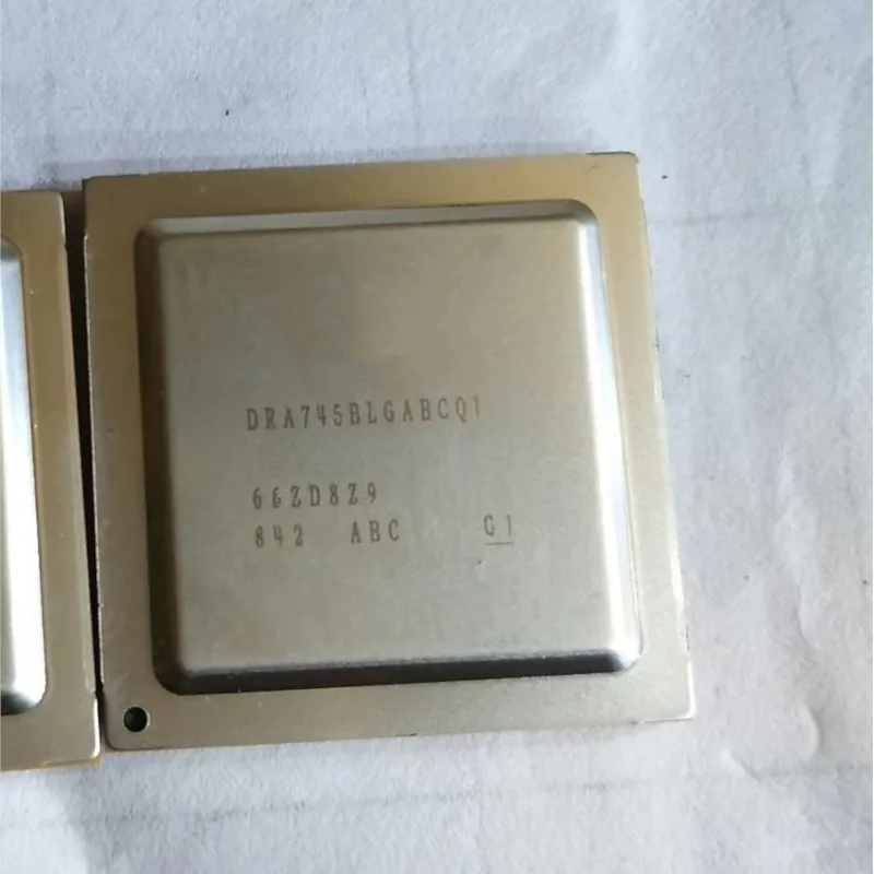 

DRA745BLGABCQ1 bga 1 шт.