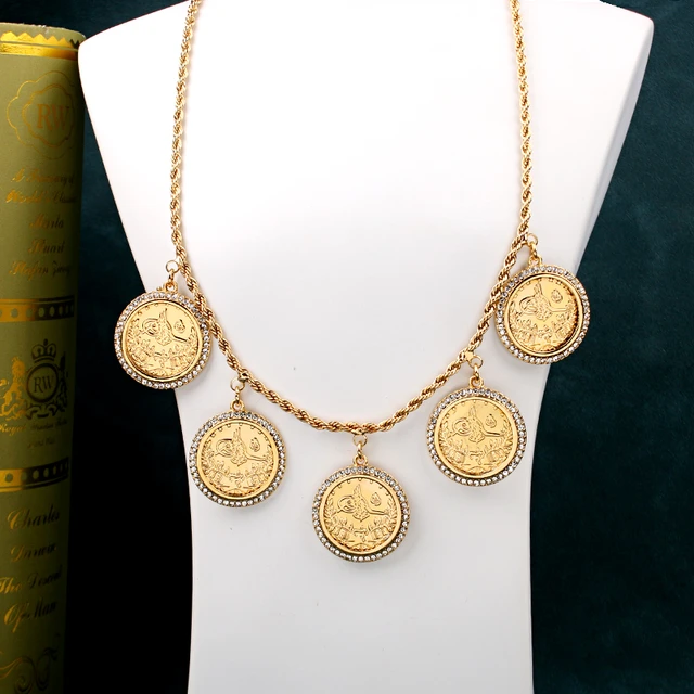 Lucy Williams Engravable Fortuna Arc Coin Pendant Necklace | 18ct Gold |  Missoma