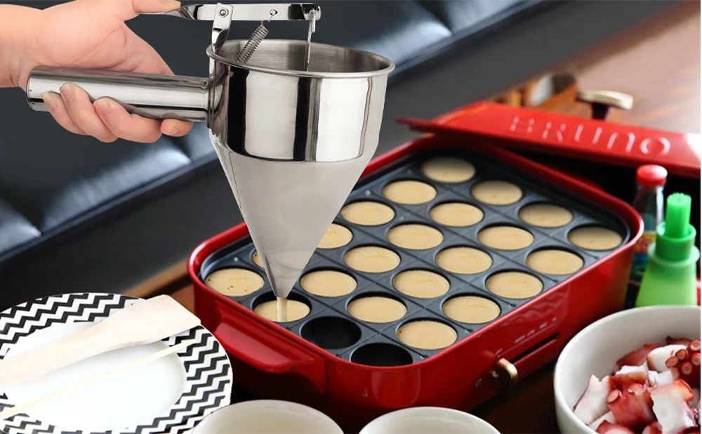  choxila Stainless Steel Pancake Batter Dispenser - Perfect for  Pancakes, Cupcakes, Muffins, and Waffles(800ml) : Home & Kitchen