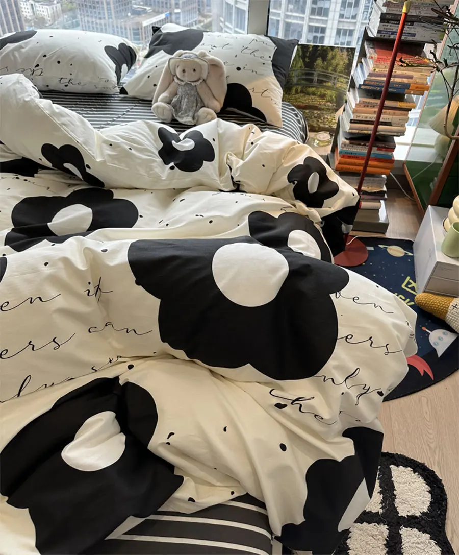 

Элегантный милый крутой Комплект постельного белья черного цвета с цветочными буквами, двухспальная, односпальная, с цветочным рисунком, хлопковая, домашний текстиль, простыня, подушка, пододеяльник