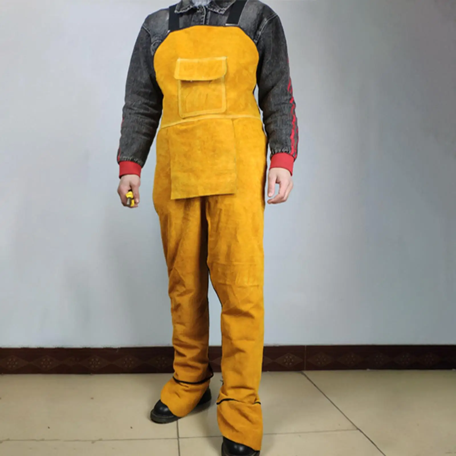 Heavy Duty Welding Clothing Cowhide Leather Welding Apron Split Leg Heat Resistant Bib Apron with Pockets Tool for Men Women 4