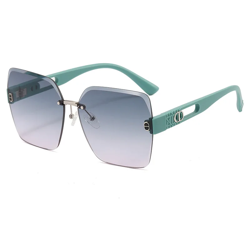 2025 �Ż� �м� ������ & ������ ���۶� ���� �����Ӹ��� UV400 ���� ����̺� �Ȱ� Ʈ���� �����̳� ���̵�