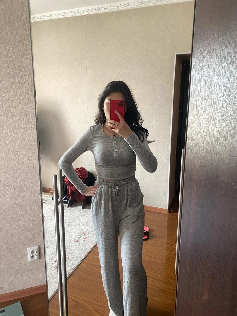 Women's Two-Piece Sweatsuit Set photo review