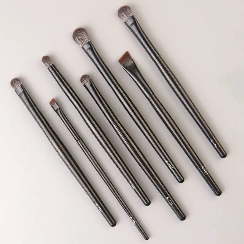 Natural Material Professional Makeup Brush Set Eye Shadow Powder Foundation Blush Contour Shadow Beauty Tool