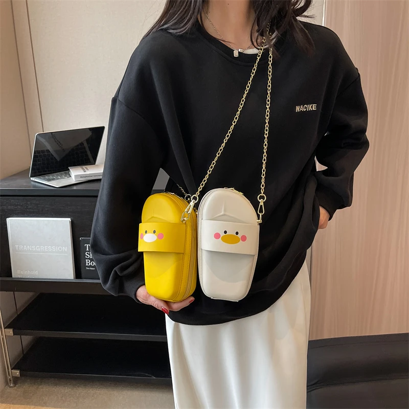 

Забавные тапочки, мини-сумка через плечо для женщин, кошельки и сумочки, модная сумка на плечо с цепочкой, 2023, шикарная мультяшная сумка для телефона для девочек