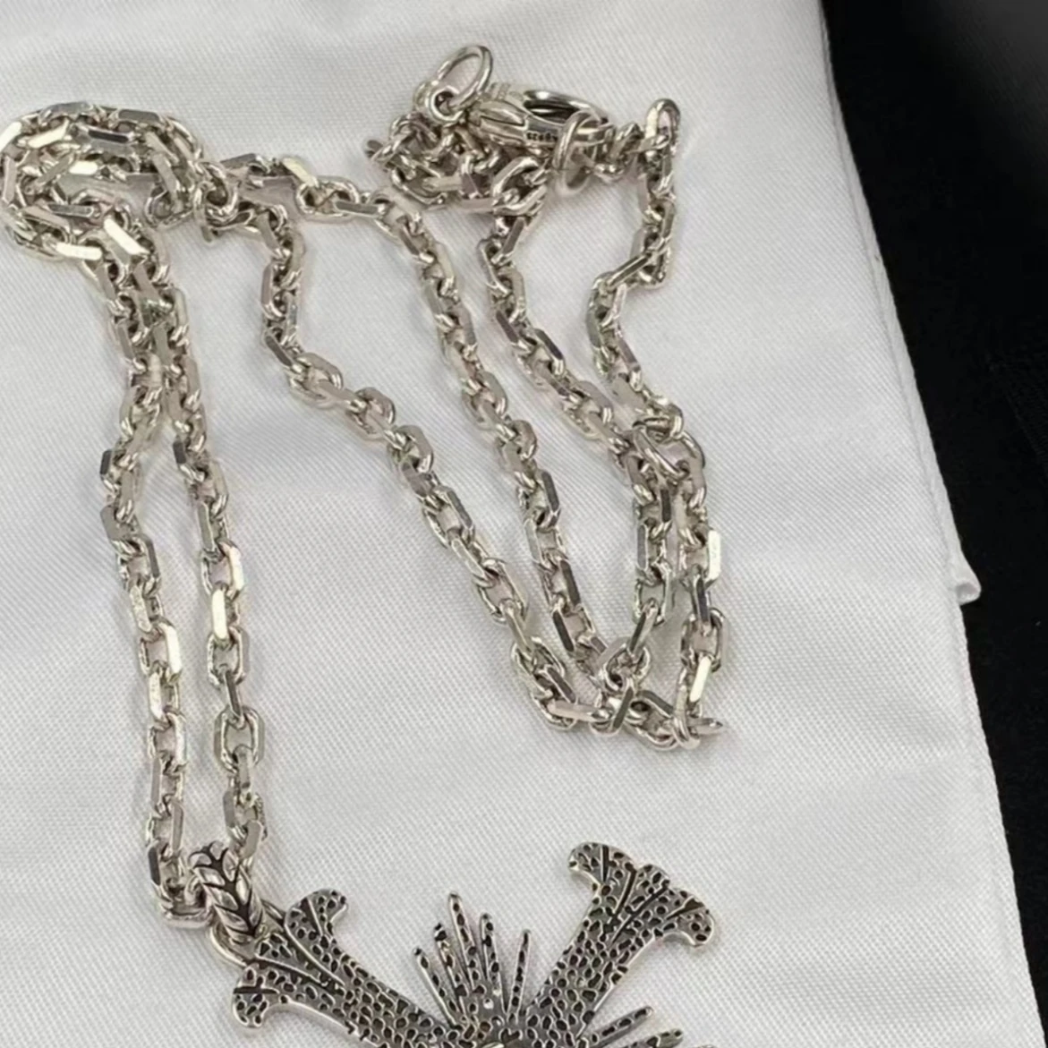 

New Classic Personalized Fashion Cross Pendant Necklace