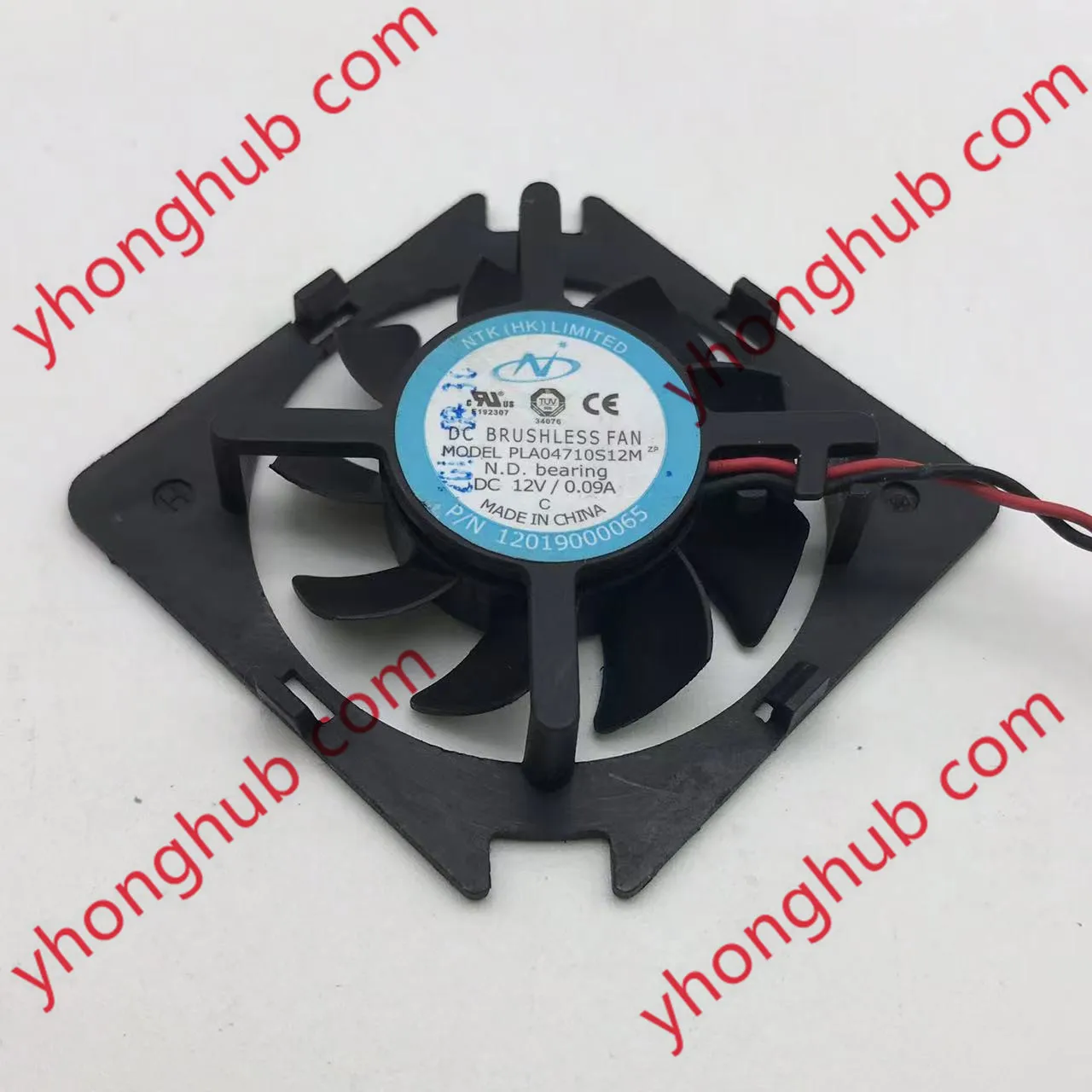 

Вентилятор охлаждения сервера ATI HD5450 PLA04710S12M DC 12 В 0,09a 48x48x10 мм