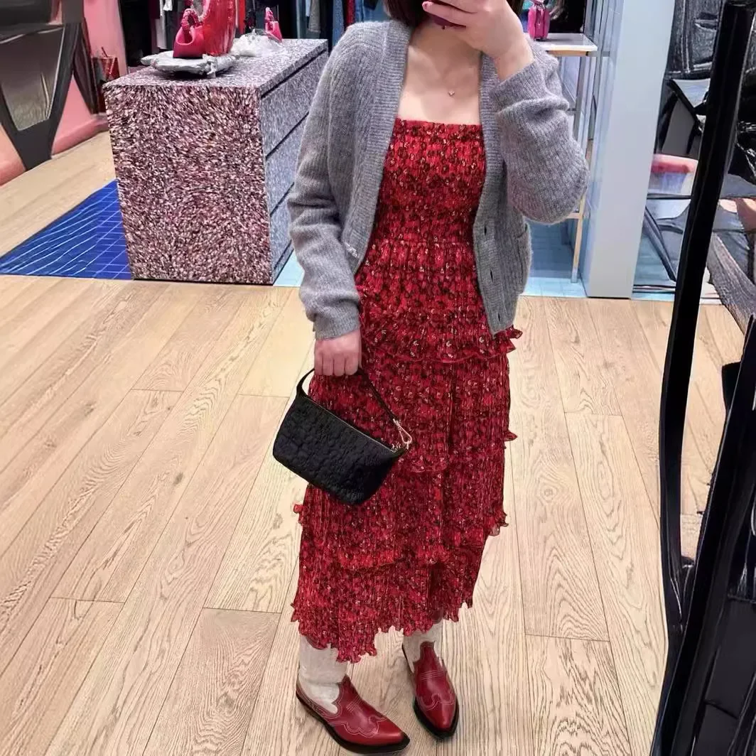 

New 2024 Spring and Summer Red Pleated Floral Suspender Cake Dress Ruffle Dress for Women