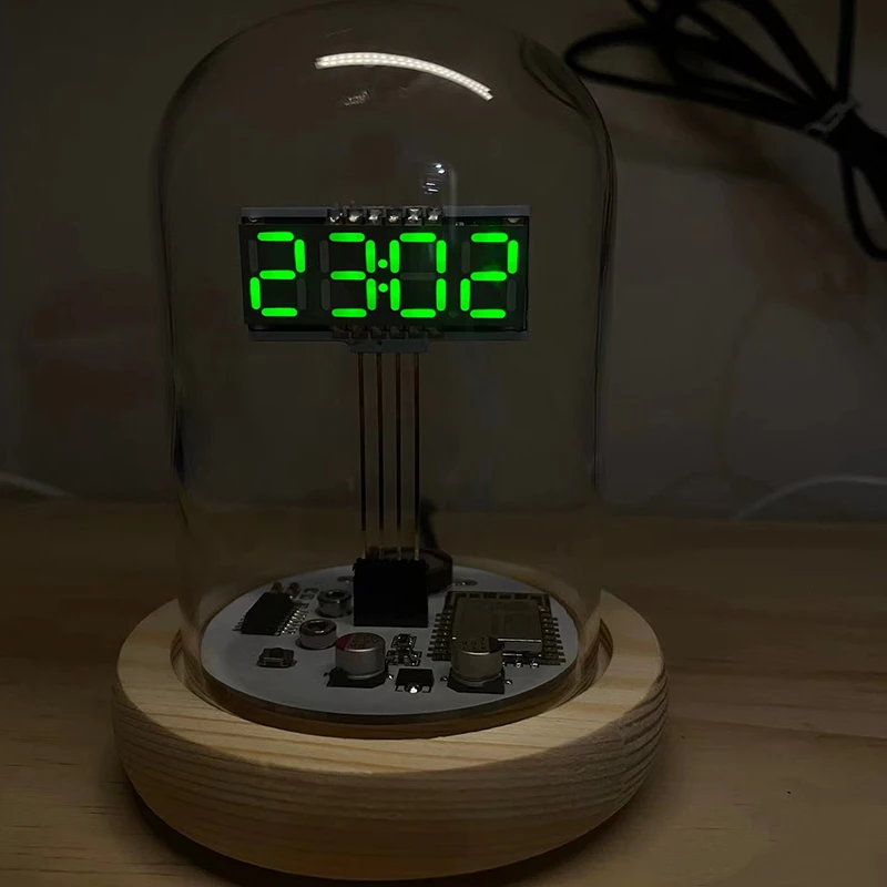 2024 New Luxurious Handmade  Modern Retro Style Lamp Design Different time zone clock 2