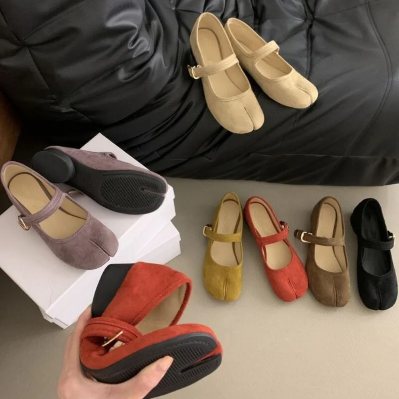 

Новинка, Женская Повседневная балетная обувь с круглым разрезом и закрытой пряжкой, замшевые элегантные туфли на толстом каблуке, туфли Мэри Джейн