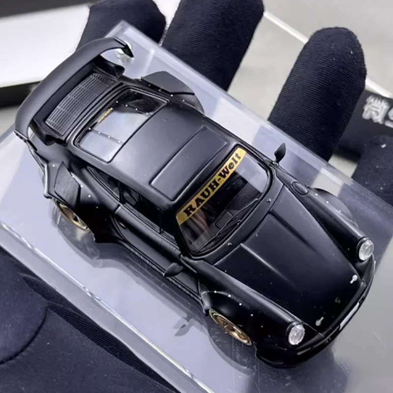 TPC 1/64 RWB 930 Stella Artois Alloy Toy Motor Vehicle