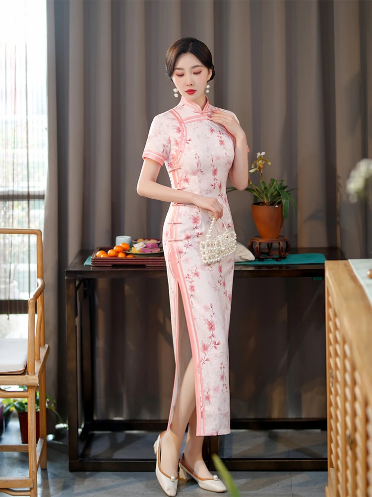 

Elegant Summer Long Silk Cheongsam Retro Fashion Catwalk Banquet Qipao Chinese Traditional Style Evening Dress for Women Party