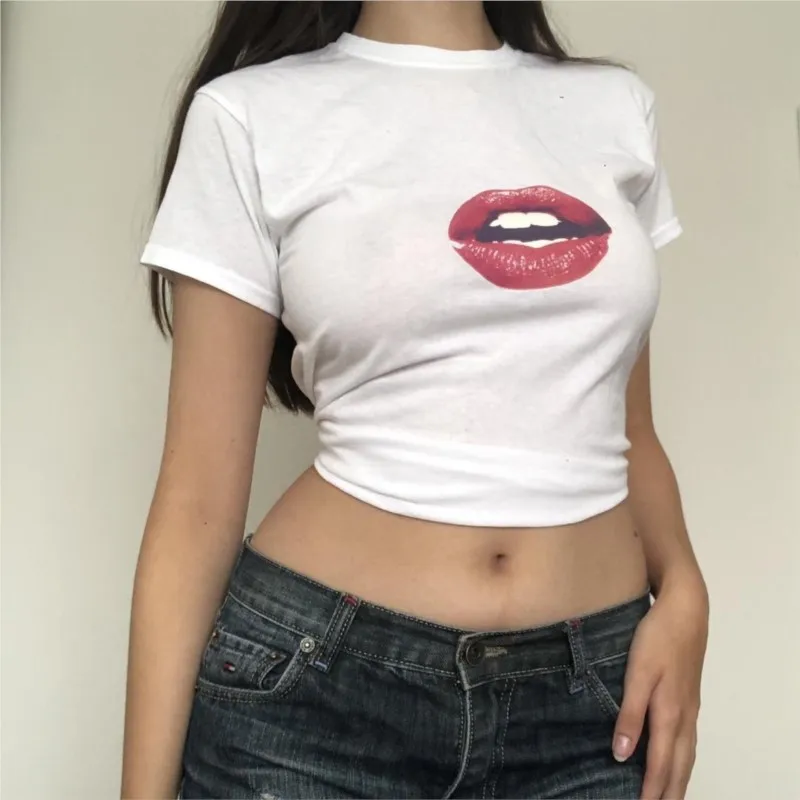 

Y2k Clothes Punk Streetwear Sweet Emo Girls Sexy T-Shirts Baby Tee Cute portrait graphics Womens Print Aesthetic Fairy Crop Tops