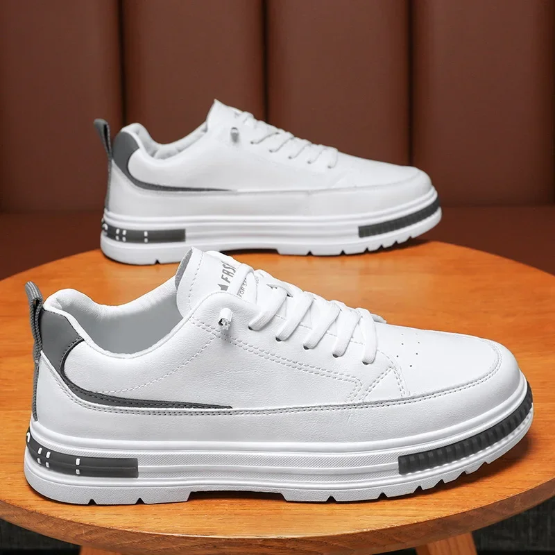 

2024 Spring Men's Shoes New Breathable Little White Shoes Men's Fashion Versatile Thick Sole Sports and Casual Board Shoes