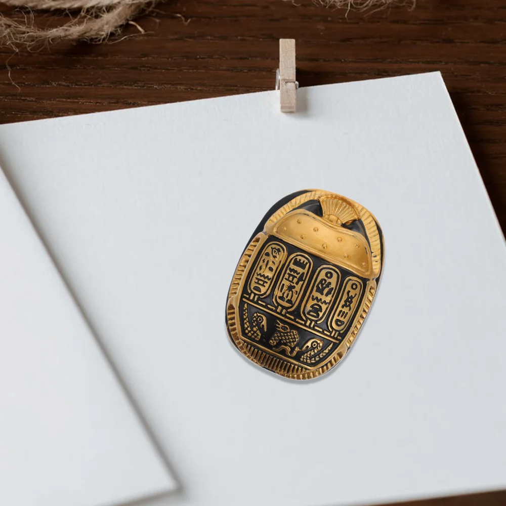 1pc Egypt Scarab Beetle Figurine Desktop Ornament Egypt Artware Figurine Vintage Resin Crafts Decoration 6.8x5x2cm