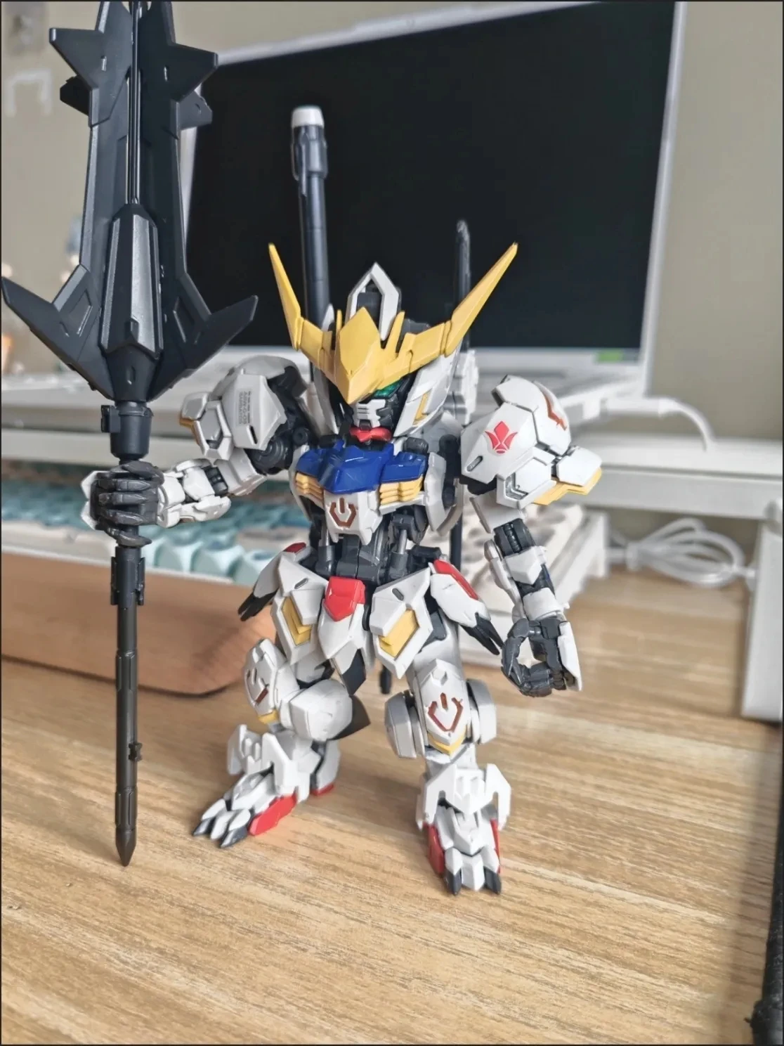 Mgsd バルバトス組立モデルキット & ウルフキングジャイアントクロー