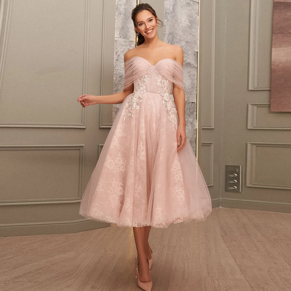 Elegant Lace Tea Length Prom Party Gown A Line Graduation Dresses