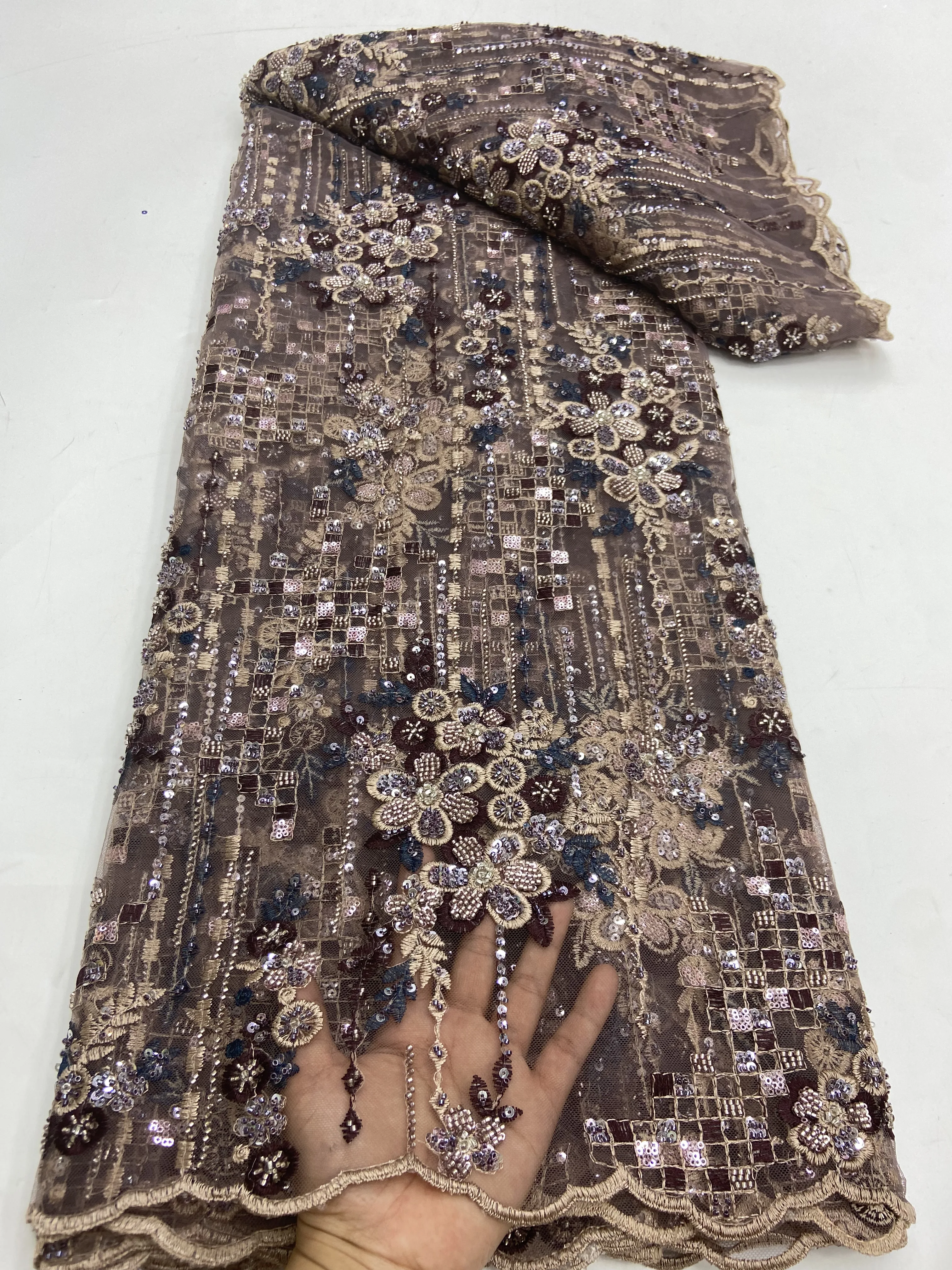 

2024 Hight Quality African Handmade Beaded Tulle Lace Fabric French Luxury Sequins Net Lace Fabric For Bridal Evening Dress Sew