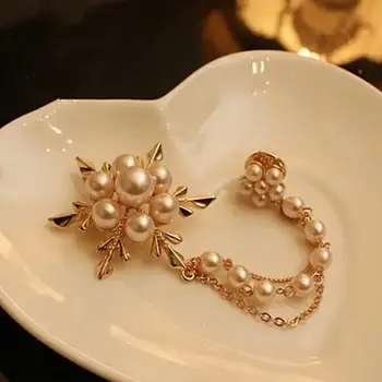 New Versatile Pearl Snowflake Tassel Brooch Fashion Accessories Corsage Female Fashion Brooches for Women Chain Pin Jewelry 2