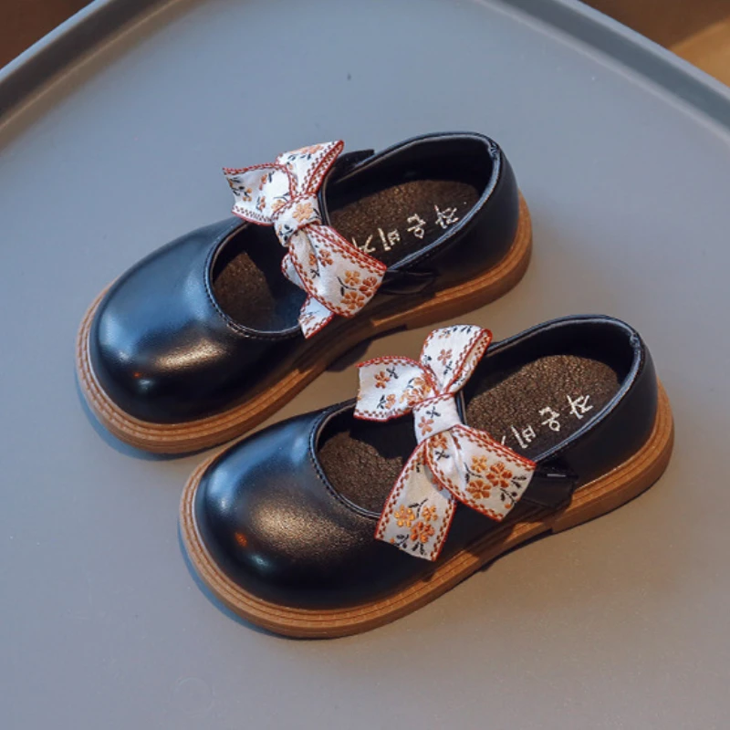 

Children Matte Leather Shoes Fashion Versatile Embroidery Bowknot Princess Shoes Simple Round-toe Kids Shallow Black Mary Janes