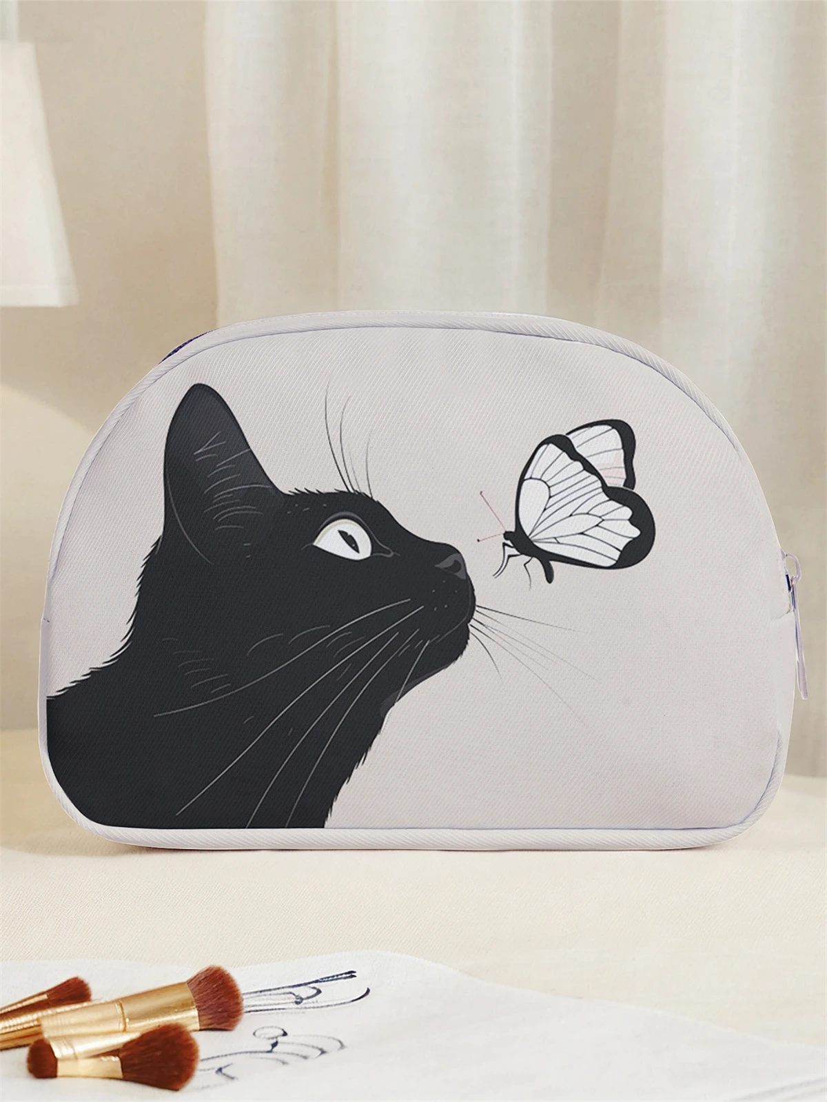 Cute cat pattern printed makeup bag, multi pocket design, portable toiletry bag, lightweight, suitable for travel and outings