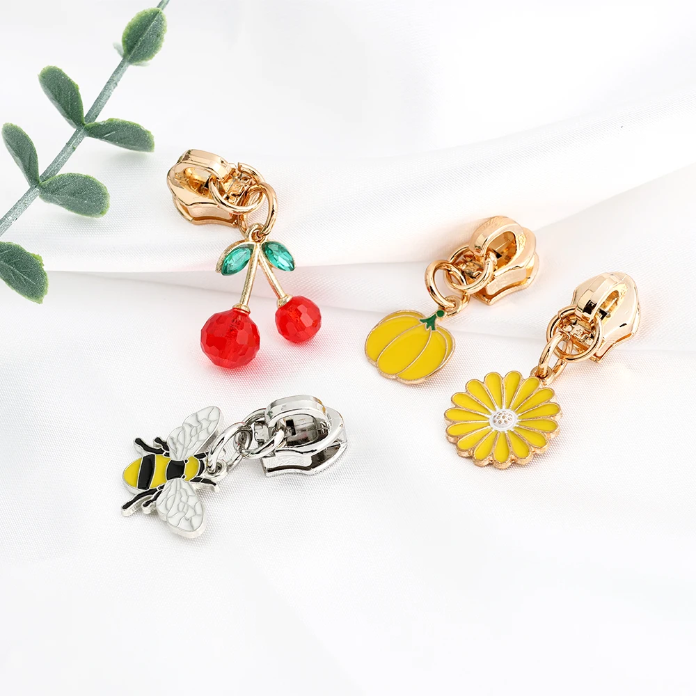 10/30/100PCS Cute Enamel Bee Sunflower Cherry 5# Zipper Puller Slider Heads For Tape Purse Bags Hangbag Charm Gift Accessories