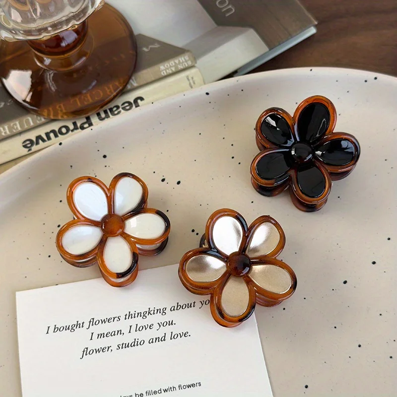 Wunderschöne bernsteinfarbene Blumen-Haarklammer mit Acrylmaterial, ideal für stilvolle Hochsteckfrisuren und Glamour hinzufügen an Ihren Look – Detail 7