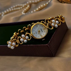 Golden French Pearl Inlaid Luxury Retro Elegant Women's Watch with Round Mother of Pearl Dial, 30m Waterproof, Perfect for Daily Wear and Party Accessories (Gold)